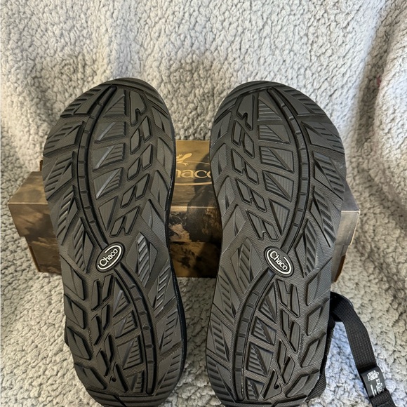 Chaco 22 CLASSIC
BLACK NOIR size 12. - Picture 4 of 4